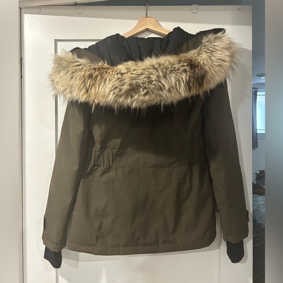 Aritzia TNA Golden Larsen Parka - Picture 6 of 8